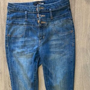 High waisted Jeans size 6 fashion nova